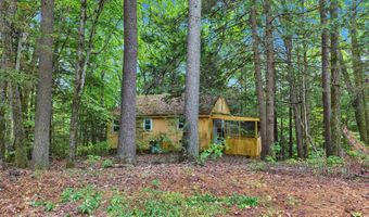 23 Wheelers Cove Rd, Antrim, NH 03440