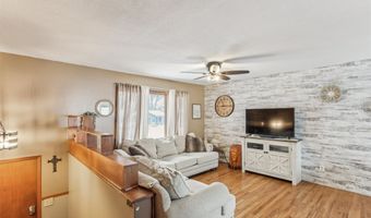 202 NE Crestmoor Pl, Ankeny, IA 50021