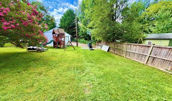 7538 MORNINGSIDE Dr NW, Washington, DC 20012