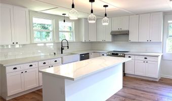 1360 Kaumana Dr, Hilo, HI 96720