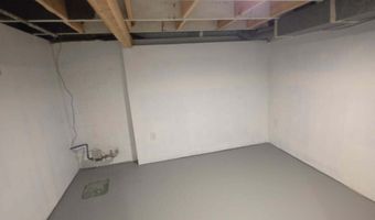 911 LINN St, Atlantic, IA 50022