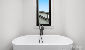 324 Avery Trail Dr 26, Arden, NC 28704