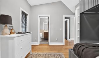 1980 Hillside Dr, Columbus, OH 43221