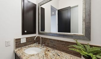 525 W HARMONY Pl, Chandler, AZ 85248