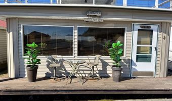 34141 N Scenic Bay C Dock Rd, Bayview, ID 83803