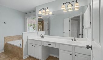 195 Cabots Cove Ct, Alpharetta, GA 30022