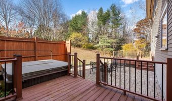 147 Fairway Dr, Auburn, ME 04210