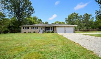 139 Factory Dr, Austin, IN 47102