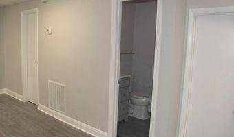 7361 MCWHORTER Pl 310, Annandale, VA 22003