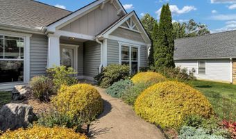16 Sunview Cir, Arden, NC 28704