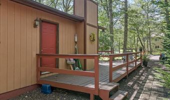 222 Keats Ln, Albrightsville, PA 18210