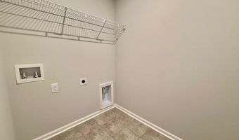 1813 Berkshire Ln, Boiling Springs, SC 29303
