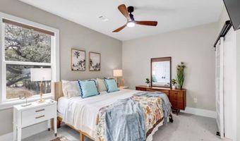 218 Thomas St, Bay St. Louis, MS 39520