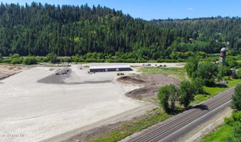 5968 Swede Island Ln, Bonners Ferry, ID 83805