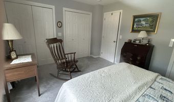 3 Founders Rd 3, Clinton, CT 06413