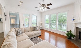 11001 Shoreline Dr, Baton Rouge, LA 70809