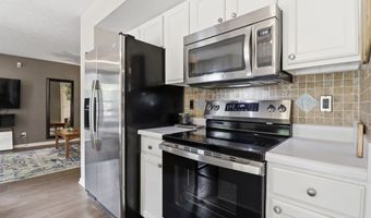 742 Austrian Way, Avon, IN 46123
