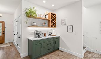 159 Wellington St, Asheville, NC 28806