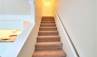 66 Country Place Ct, Alpharetta, GA 30005