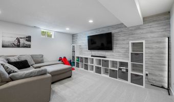 1209 10th Avenue Pl SE, Altoona, IA 50009
