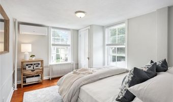 43 Farewell St 2, Newport, RI 02840