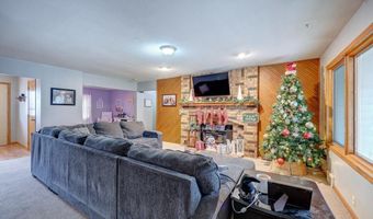 625 N 9th St, Arkansas City, KS 67005