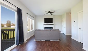 5421 Rowling Dr, Ames, IA 50014