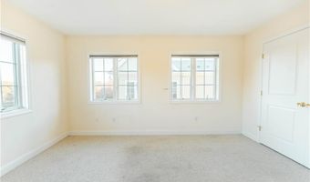 683 Metacom Ave 79, Bristol, RI 02809