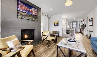 18401 W 93rd Pl, Arvada, CO 80007
