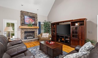 3758 Bentwood Cove Dr, Apison, TN 37302