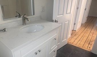 14 Humboldt Pl 1, Boston, MA 02127