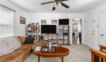 28 Young St, Newport, RI 02840