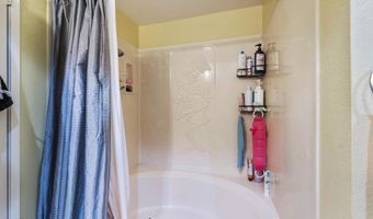 6073 E Butterfield Ln, Anaheim, CA 92807