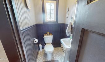 3230 W Chestnut Ave, Altoona, PA 16601