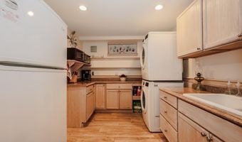 8 Grammys Way, Alton, NH 03810