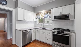 925 Lincoln Ave, Adrian, MI 49221