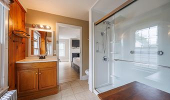 59 Middle Rd, Brentwood, NH 03833