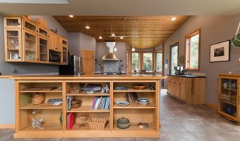 88675 WHITING Ln, Bandon, OR 97411