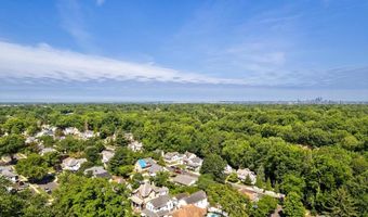 203 ALBANY Ave, Barrington, NJ 08007