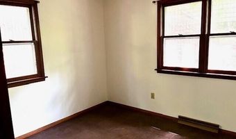 7 S Shore Ave, Beverly Shores, IN 46301