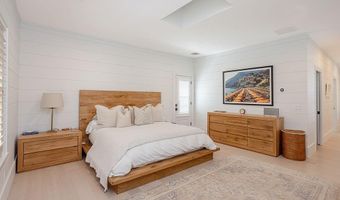 23 Catherine St, Newport, RI 02840