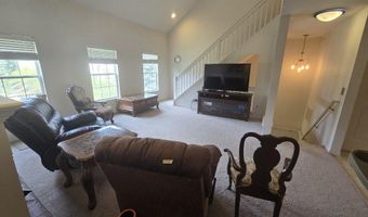 1141 Freesia Ct, Ann Arbor, MI 48105