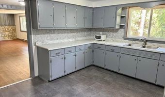 135 S MAIN St, Barnegat, NJ 08005