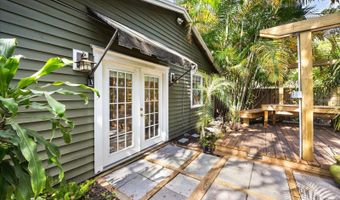 1900 PARK LAKE St, Orlando, FL 32803