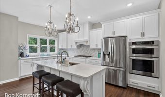 8059 Buttrick Ridge Trl SE, Alto, MI 49302