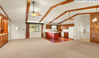 762 George Eggers Rd, Banner Elk, NC 28604