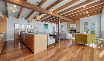 419 E Lake Front Dr, Beverly Shores, IN 46301