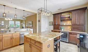 5518 LUMINAR POINTE Ln, Apollo Beach, FL 33572