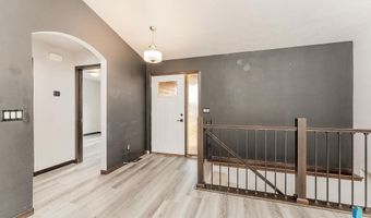 48 N 6th St, Baltic, SD 57003