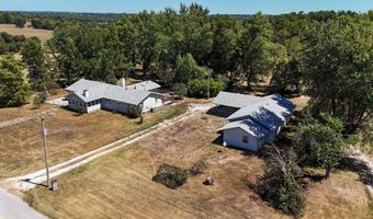 6896 N Farm Rd 1, Ash Grove, MO 65604
